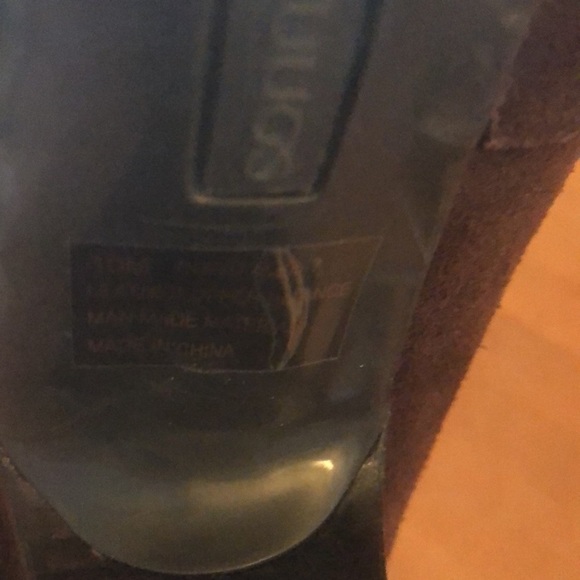 Connie Brown Suede Ankle Booties size 10 - Picture 6 of 7